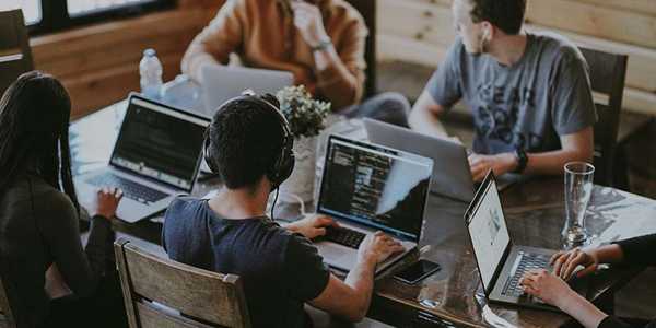 8 Programas de Incentivo para Funcionários que Motivam Sua Equipe