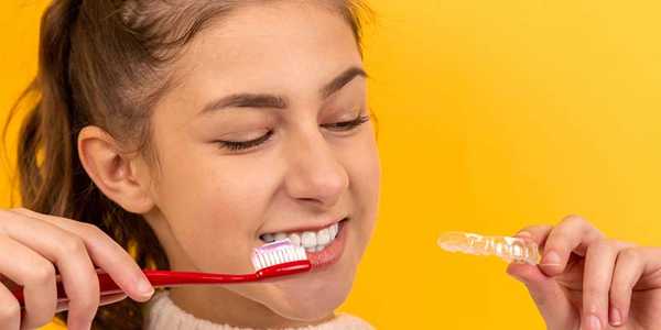 Produtos Essenciais para Clareamento Dental Caseiro